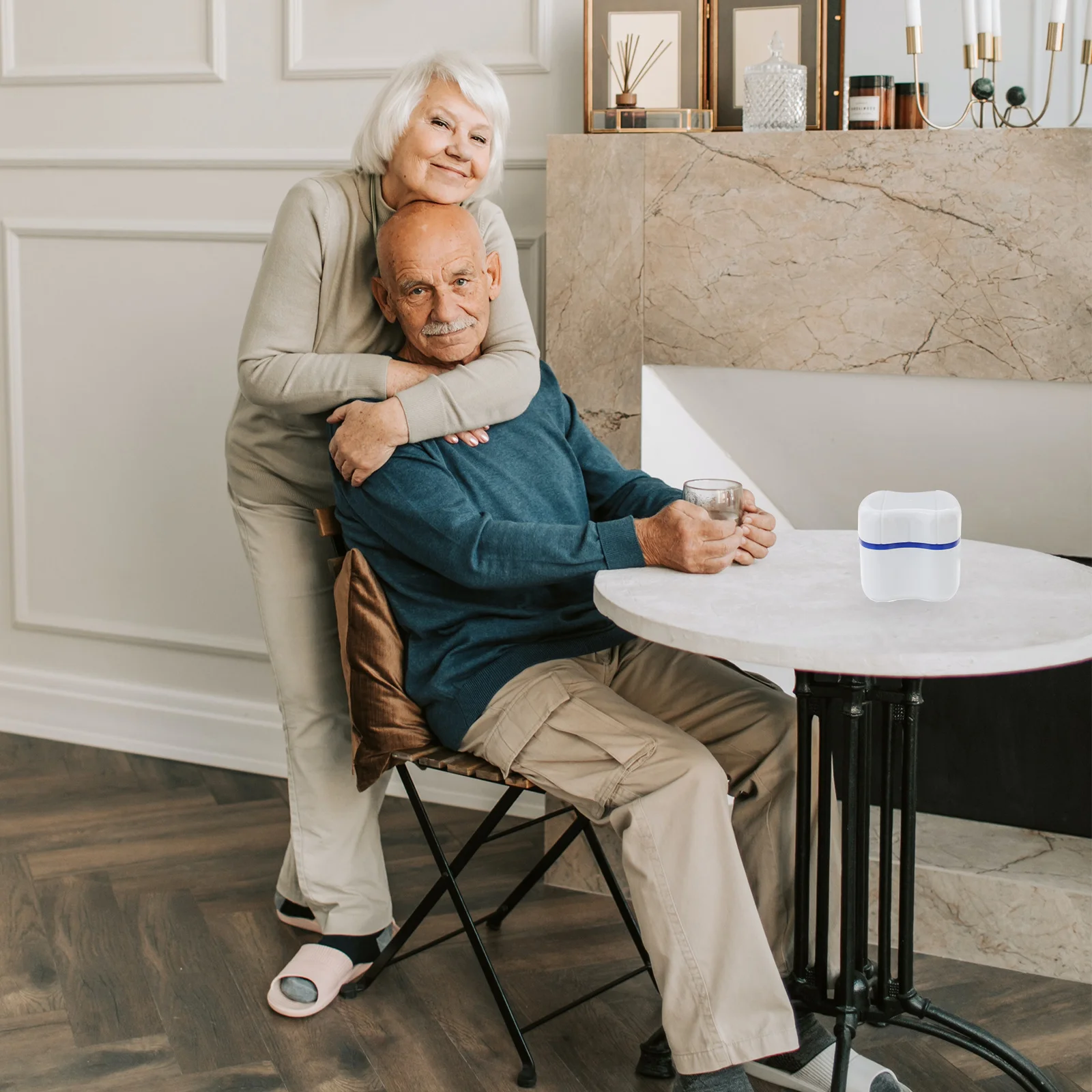 سلة شطف باللون الأزرق من الدرجة البولي بروبيلين بدون رائحة، سعة كبيرة على شكل أسنان، تخزين محمول للسفر