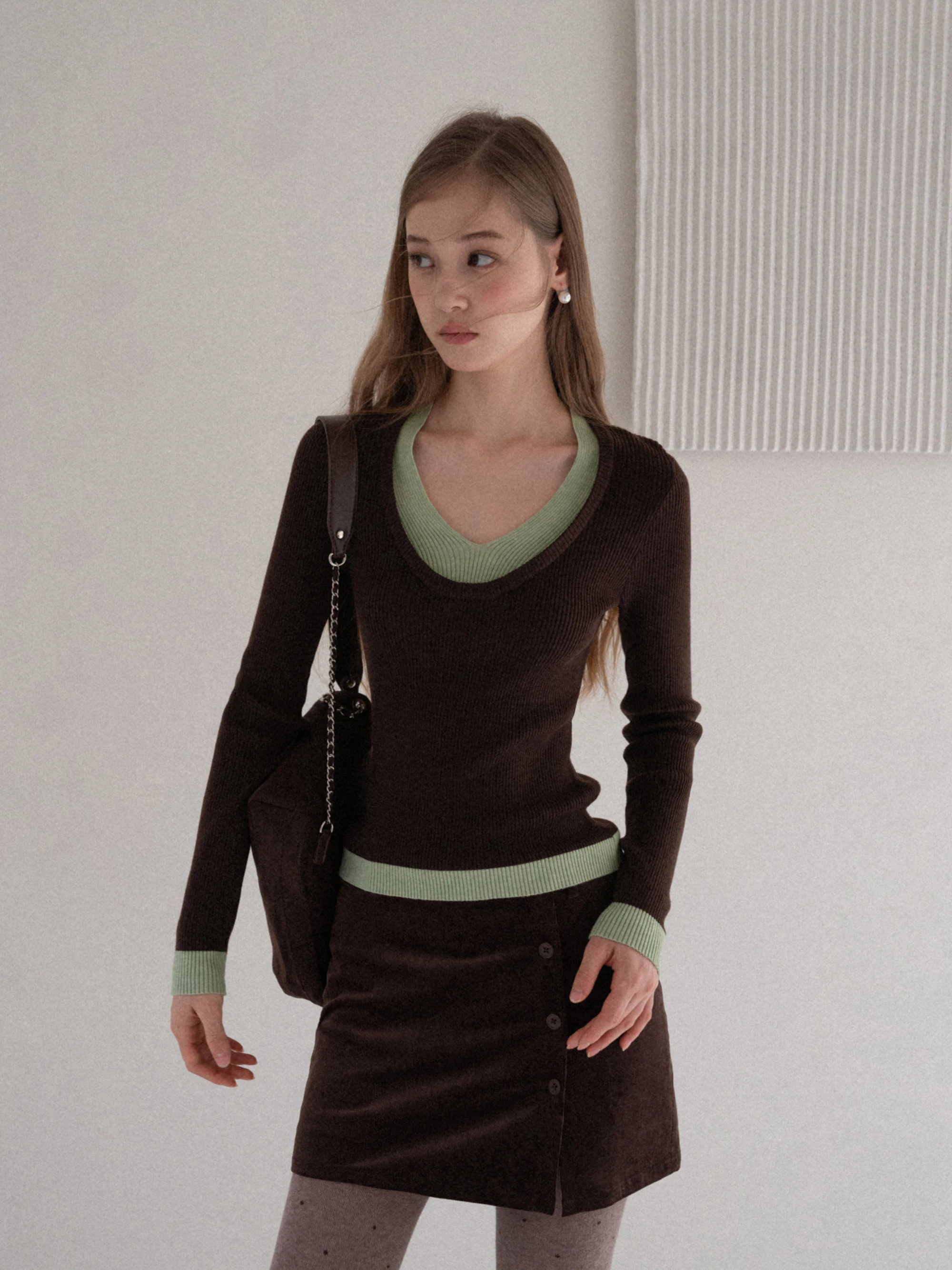 

EGGKA Повседневный трикотажный топ с длинным рукавом и V-образным вырезом, облегающий, осенне-зимний, модный, свободный базовый джемпер, женская вязаная одежда