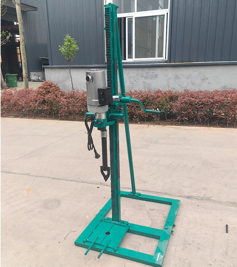 Маленькая электрическая портативная ручная роторная буровая установка для расточных скважин глубиной 202580 м для воды в Китае