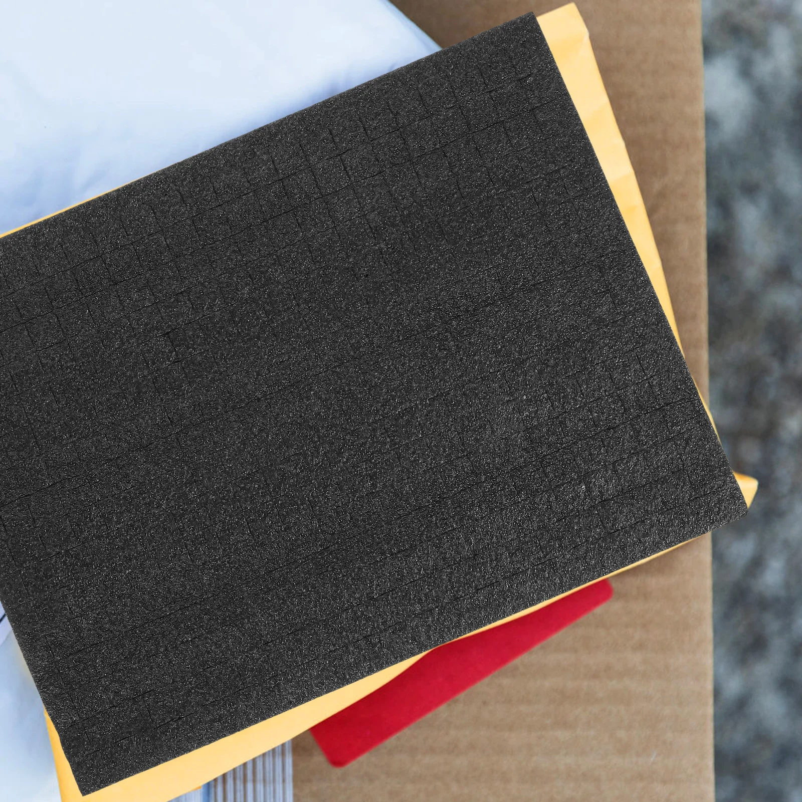 صندوق تخزين رغوي أسود 33 × 25 × 2 سم إدراج رغوة القطن اللؤلؤي تصميم المسيل للدموع لمنظم حماية الشحن والتغليف #1