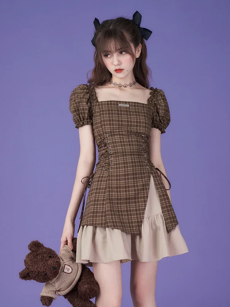 

2025 Hot Selling Sweet Cool Coffee Color Grid Slim Fit High Waist Dress Bubble Sleeves Drawstring Dress Wholesale Y2k