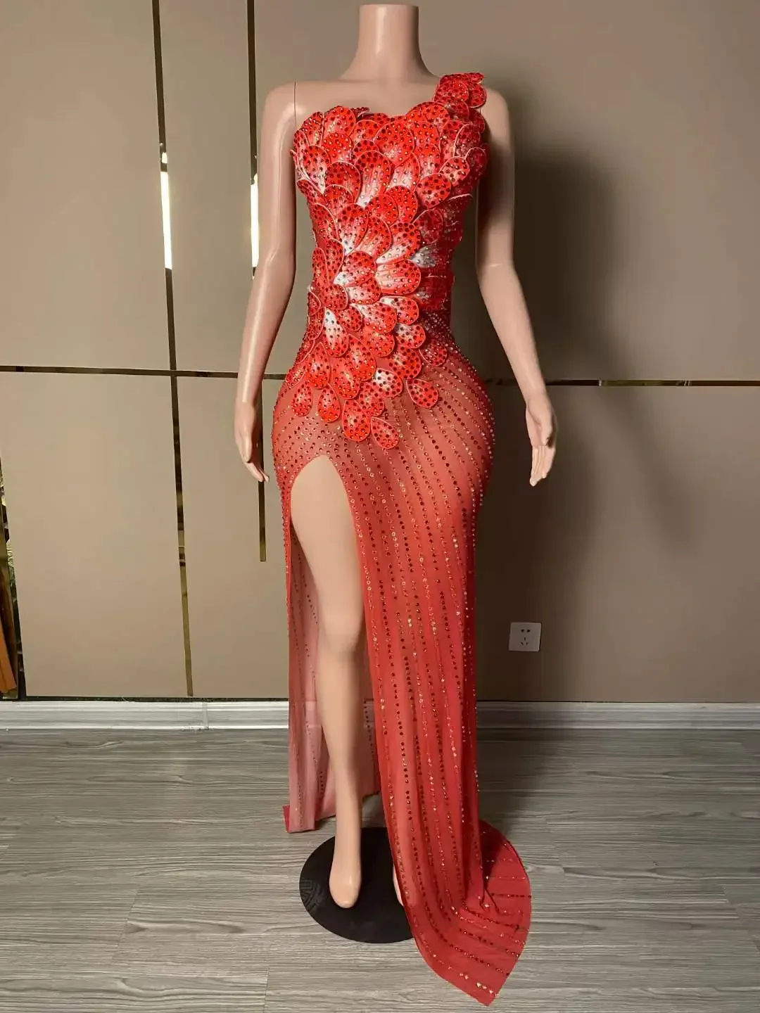 

Women Sparkly Red Hot Drilling Process Rhinestone Celebrity Birthday Queen Cheongsam Style Dress