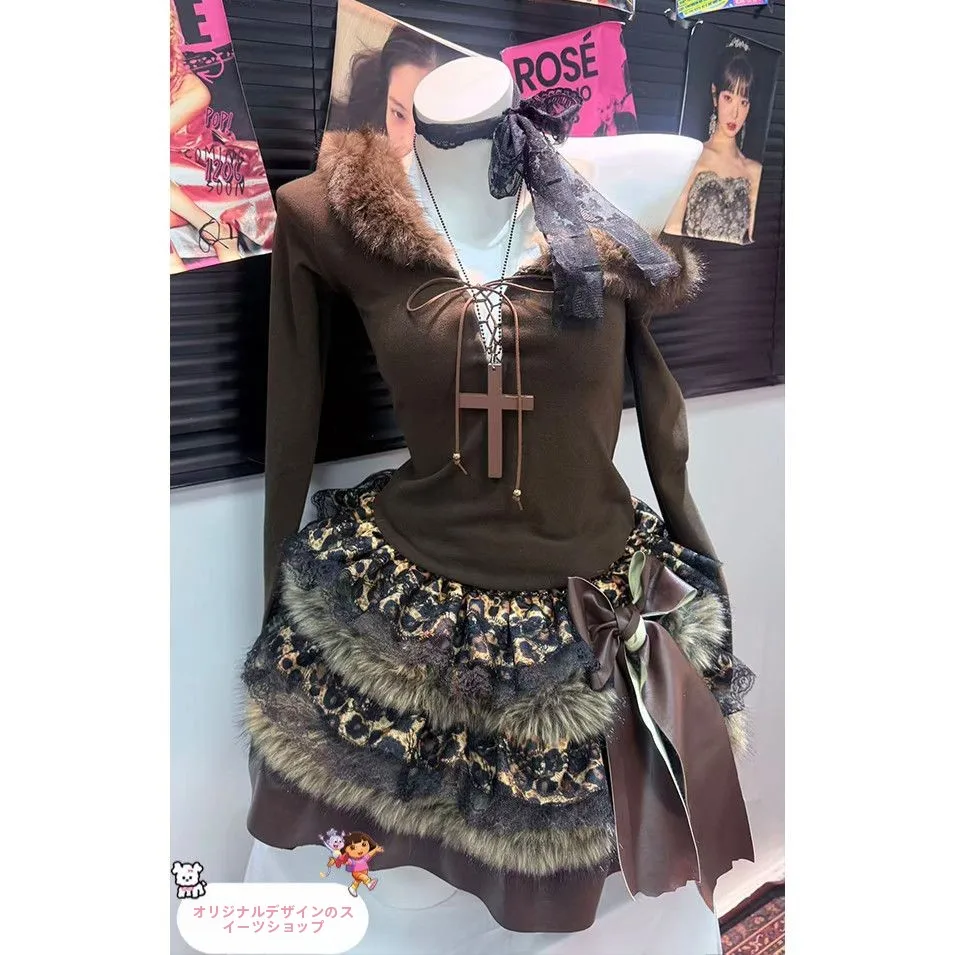 

Handmade Original Long Sleeve T-Shirt with Fleece Patch Y2K Fluffy Cake Skirt Style Women's Base Shirt Autumn Collection
