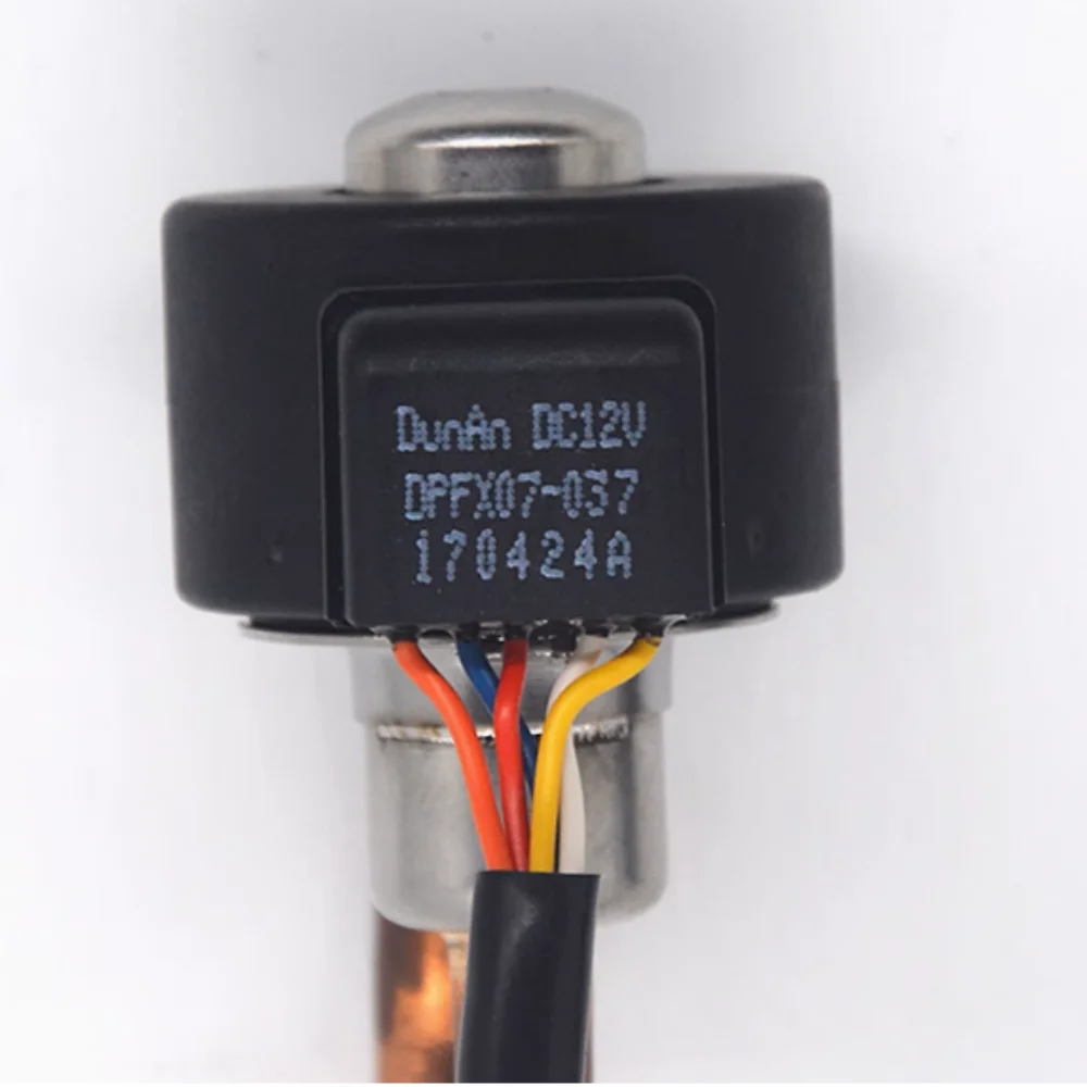 Usado para válvula de expansão eletrônica de ar condicionado DFFX07-037 32.4c-011 corpo da válvula de bobina conjunto completo DC12V 5 fios