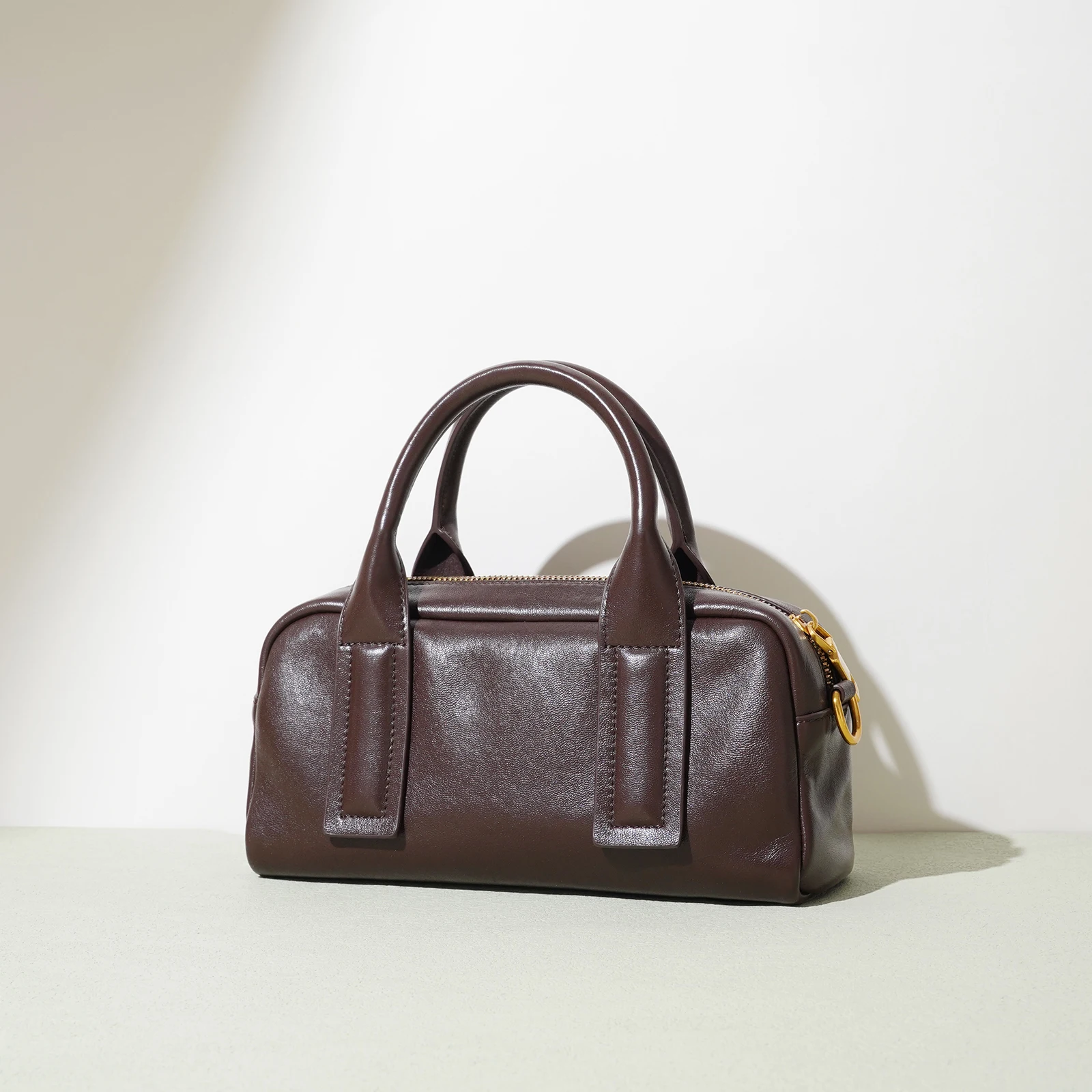 

100% Genuine Leather Women's Bag 2025 New Crossbody Bag Cow Leather Retro Commuter Handbag Female Shoulder Bag Shopping