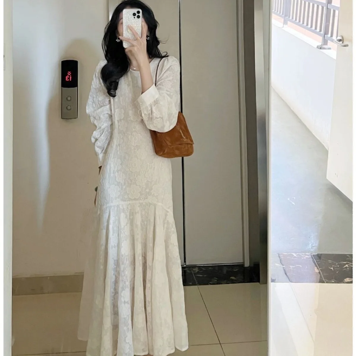 

2025 Spring And Autumn New Style Celebrity Tea Break French Dress High-grade White Chiffon Embroidered Fishtail Dress