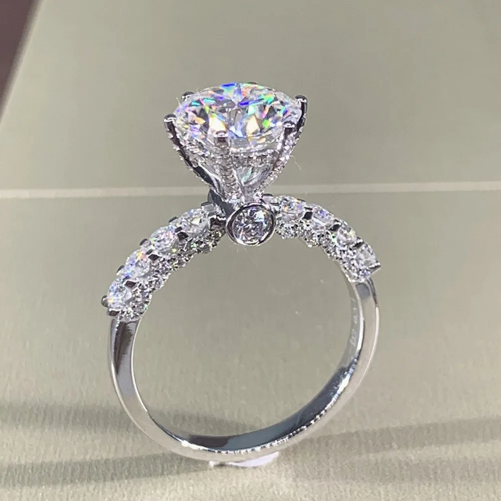 Luxury Temperament Brilliant Star Micro Inlay Zircons Crystal Ring for Women High Quality Bride Wedding Engagement Jewelry Gifts