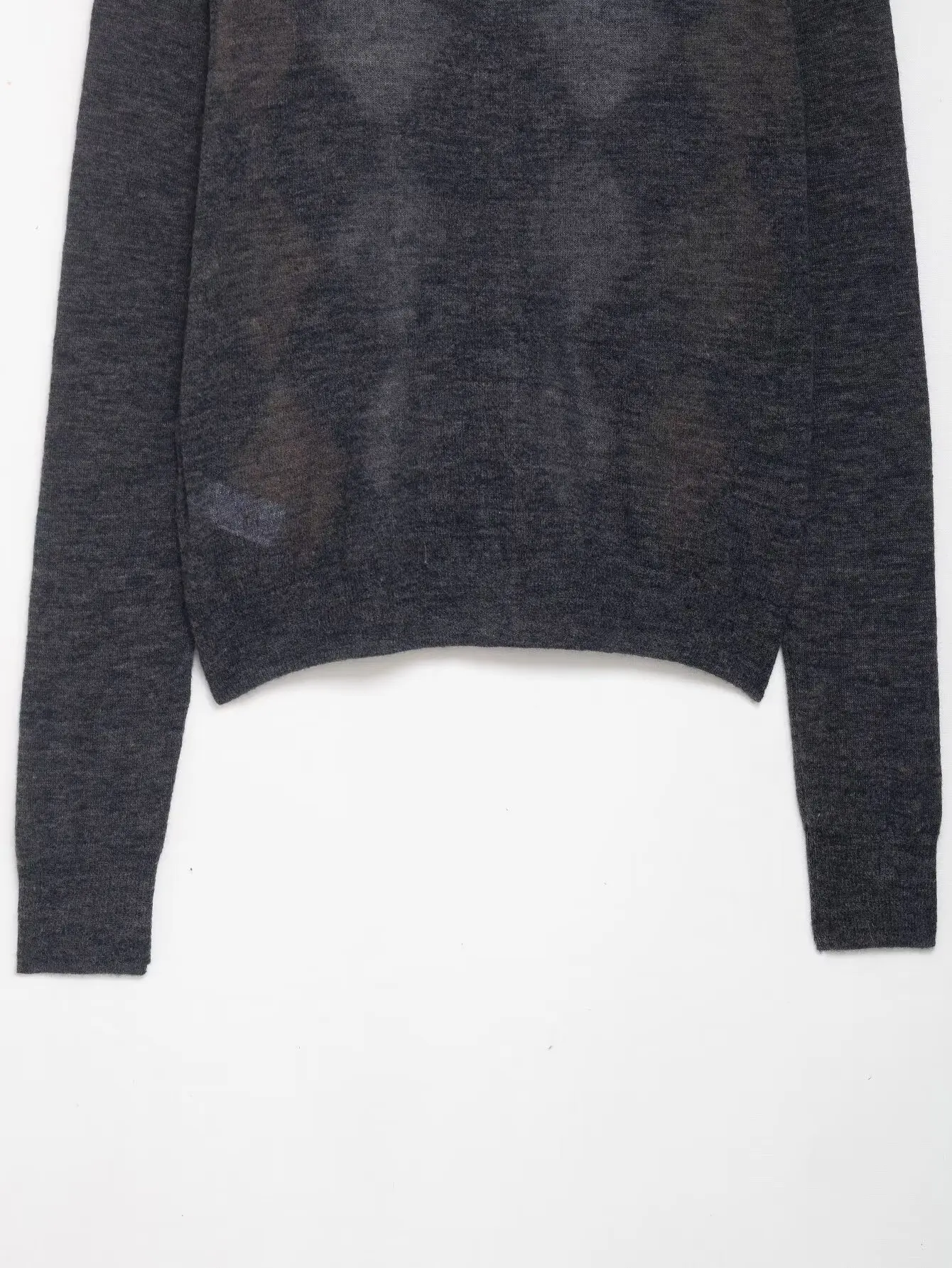 2025 الربيع والخريف موضة الخامس الرقبة طويلة الأكمام محبوك زر علوي ديكور الرجعية الماس سترة متماسكة