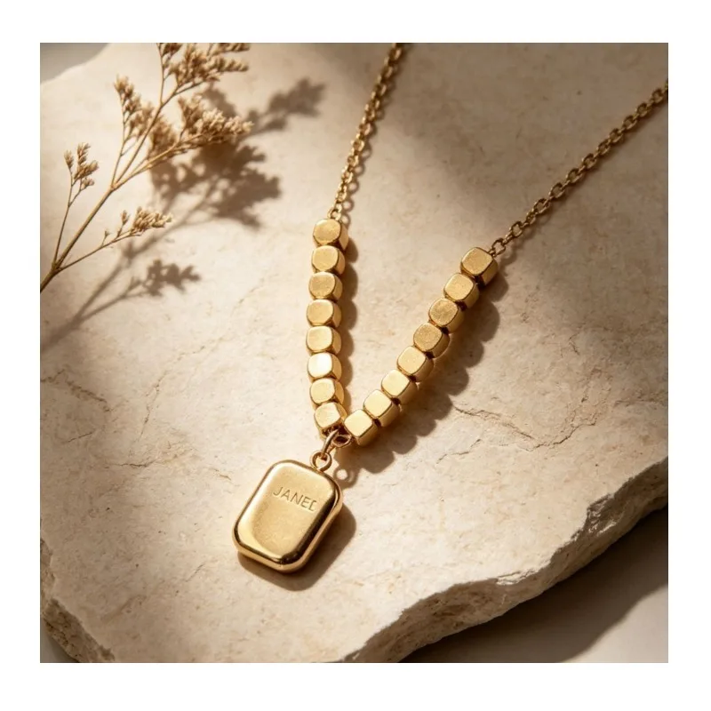 

French Romantic English Square Square Geometric Pendant Necklace Girls Holiday Gift Chain Trend Jewelry
