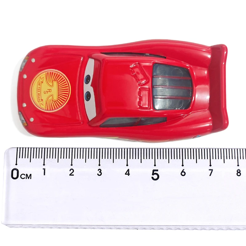 ديزني بيكسار سيارة 2 رقم 95 البرق ماكوين لعبة مجسمة سيارة 1:55 دييكاست ألعاب معدنية مصنوعة من خليط معدني للأطفال هدايا عيد الميلاد اللعب