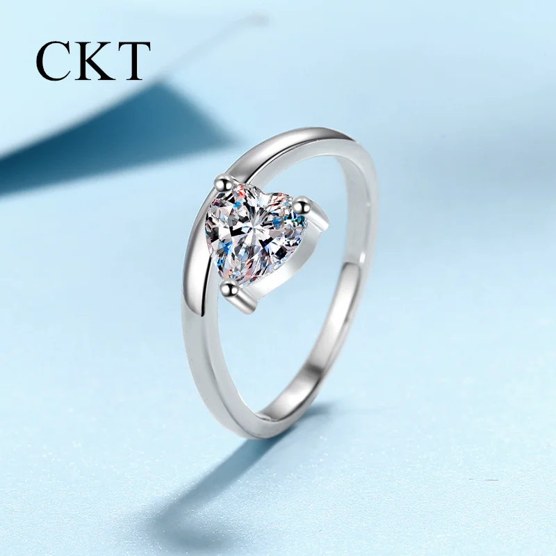 Luxury Platinum Pt950 Sweet Style Gift for Girlfriend 1 Carat Love Moissanite Ring Band Sparkling Diamond Fine Jewelry