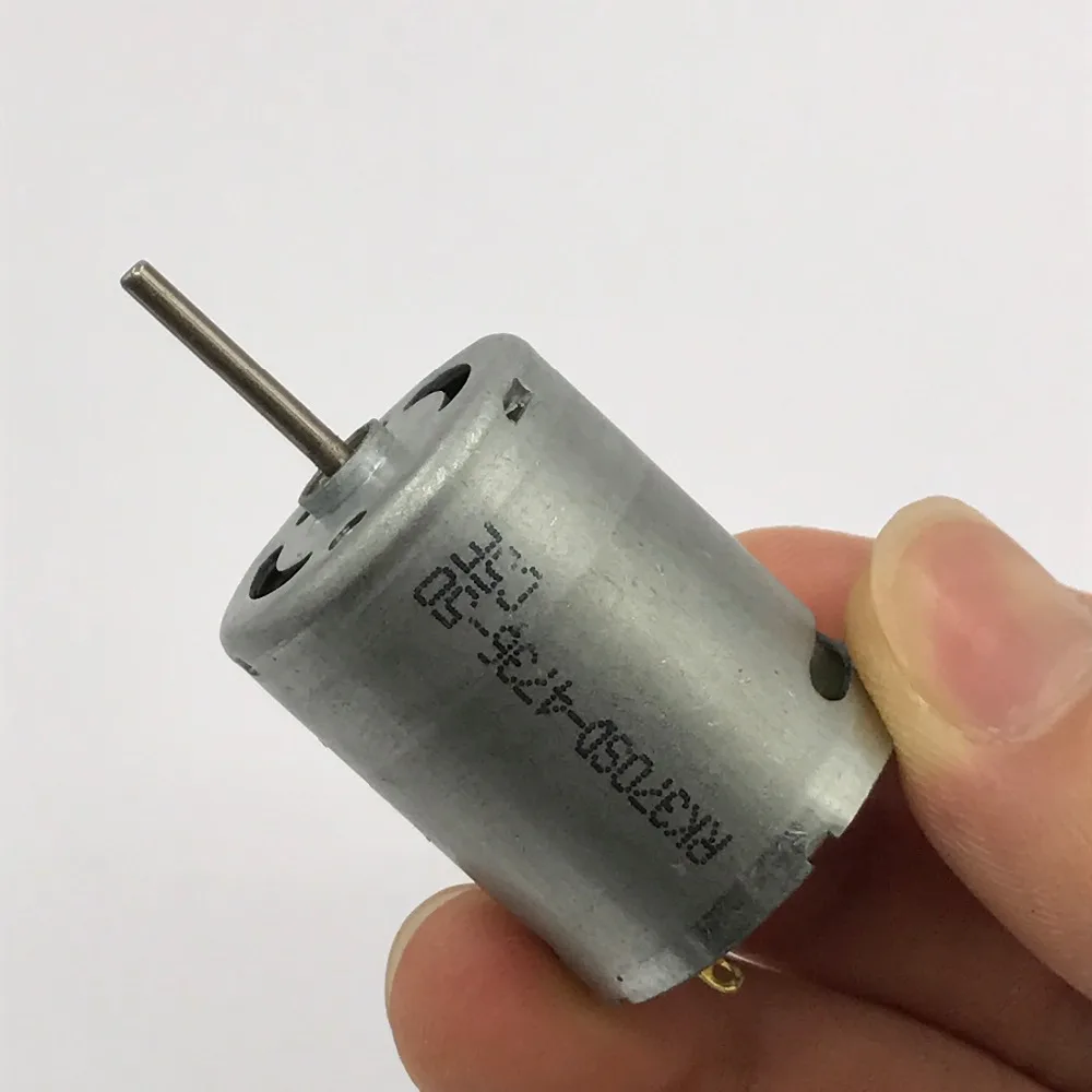 Motor DC RK-370SD-4736: Recensione e Valutazione del Motore per Modellismo e Progetti DIY