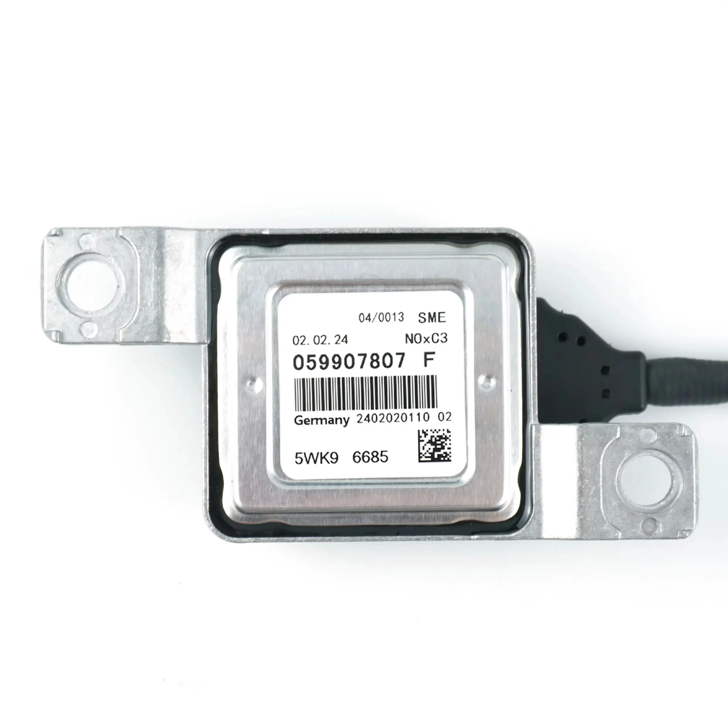 059907807F 5WK96685 Nitrogen Oxide Sensor For Audi Q7 VW Touareg TDI 3.0L-4.6L 2009-2014 059907807 F 5WK9 6685