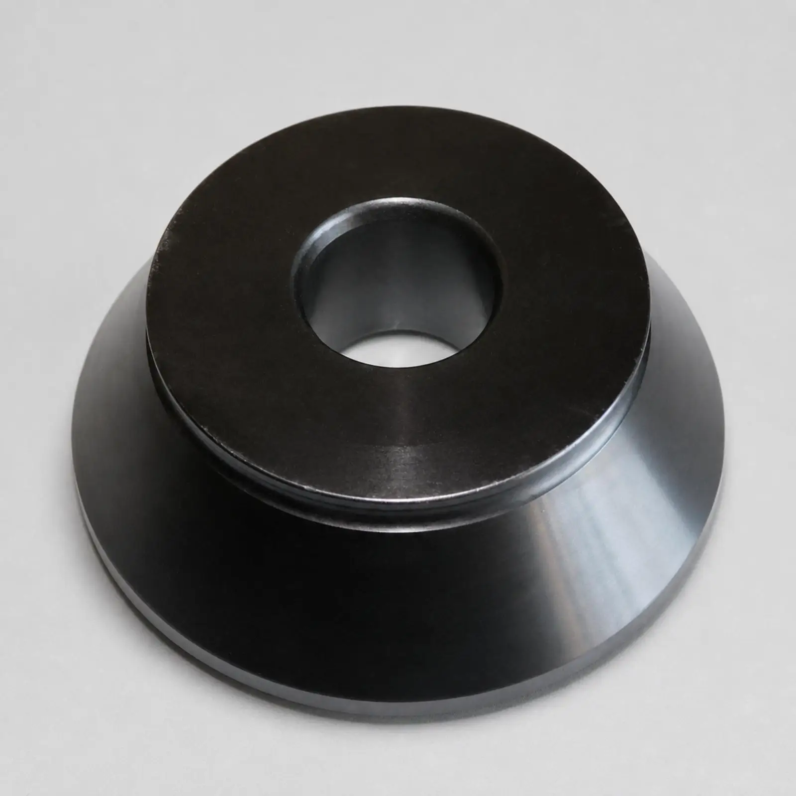 ZT-4 Wheel Balancing Cone Steel Cone Balancing Fixture Heavy Duty Tapered Centering Fixture with Through-Hole
