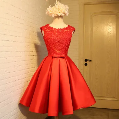 Abiti da damigella d'onore corti dorati in raso da donna per ragazza Abito da ballo formale per feste a trapezio in pizzo rosso grigio al ginocchio