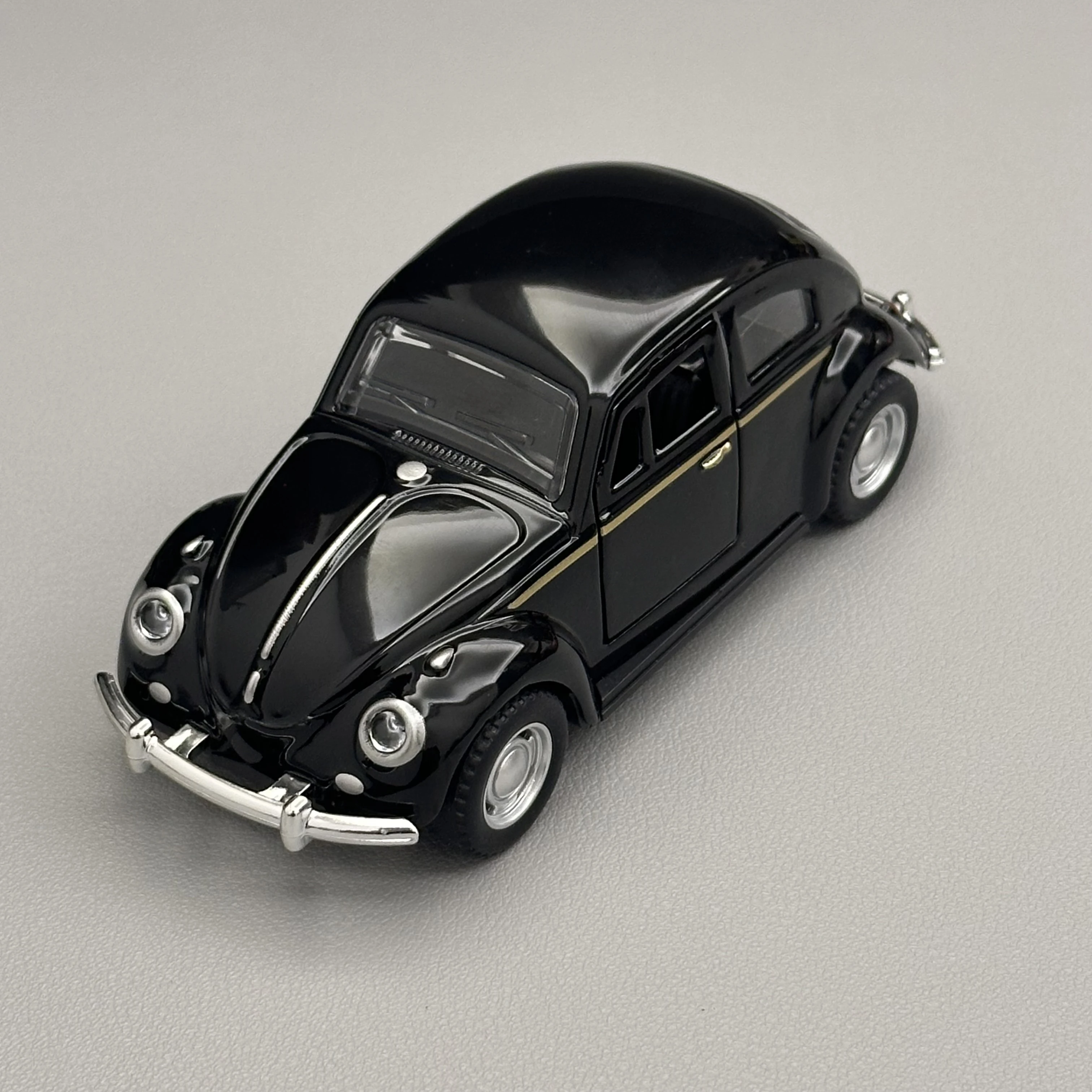 1/36 Scale Diecast Alloy Beetle Model Car Classic Retro Vehicle Toy Metal Body Pull Back Function Opening Doors Mini Car Gifts view 4