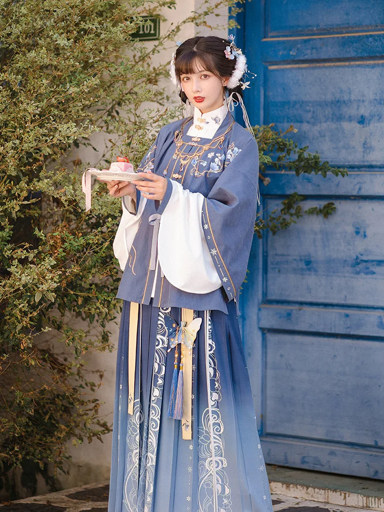 Hanfu Vrouwen Chinese Traditionele Borduurwerk Podium Dansjurk Vrouwelijke Fee Cosplay Kostuum Hanfu Gradiënt Blauw Voor Vrouwen