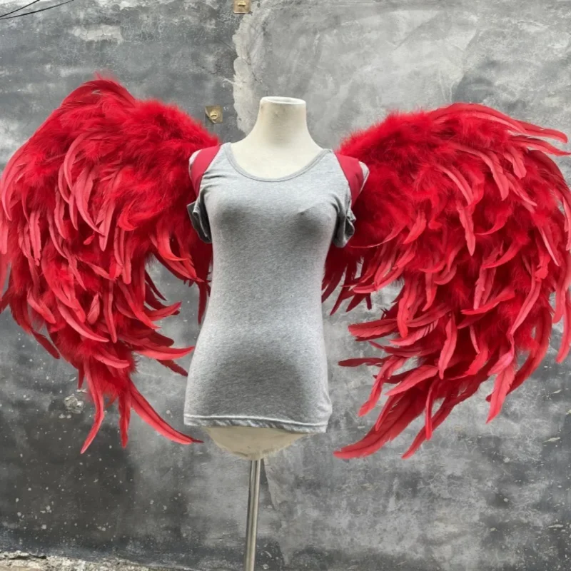 

Red Feathered Wings Stage Performance Props Showcase Photography Props Oversized Performance Wedding Party