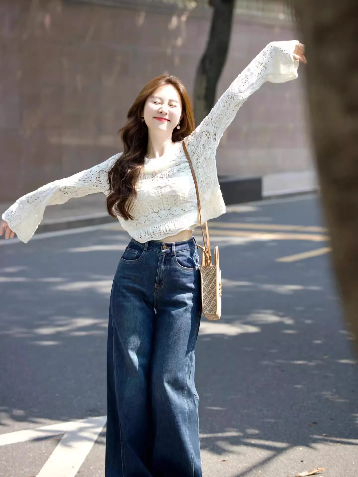 

Retro Ethnic Style Hook Lace Hollow Top And Jeans Set plus Size Women's Fashion Autumn Clothing Korean Loose Fit High Waist