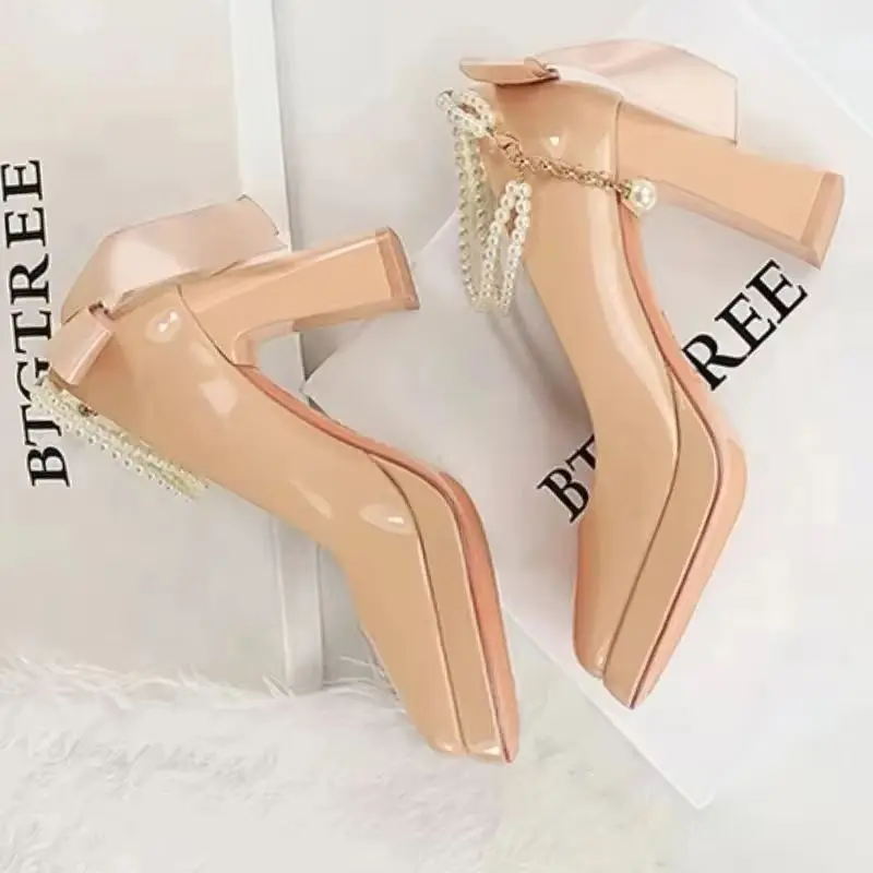 

Обувь BIGTREE, женские туфли-лодочки с жемчужной цепочкой, женские туфли-лодочки из лакированной кожи на платформе и высоком каблуке с квадратной головкой, женские туфли на толстом каблуке