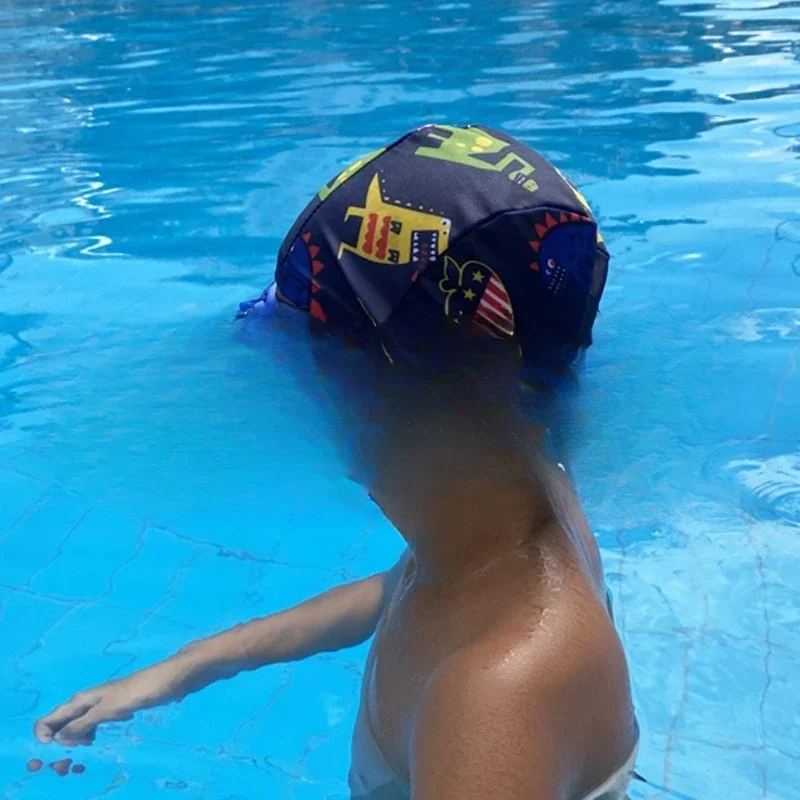 نمط توصيل العظام للسباحة مثبت على الرأس للتدريب على سماعات الأذن مجموعة استقبال 907 ذكية