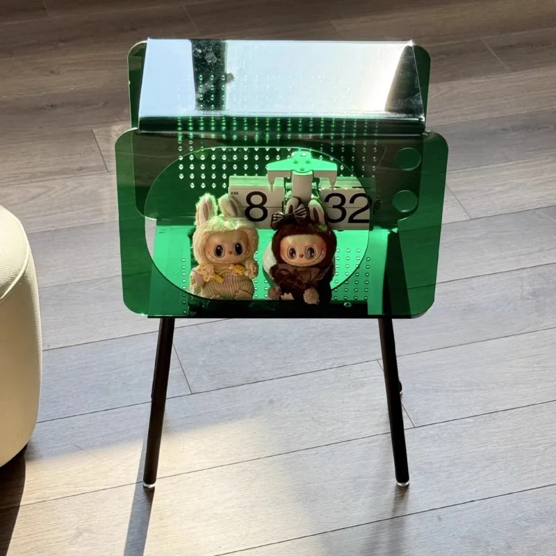 Bedroom acrylic creative bedside table, floor-to-ceiling light luxury art sofa edge