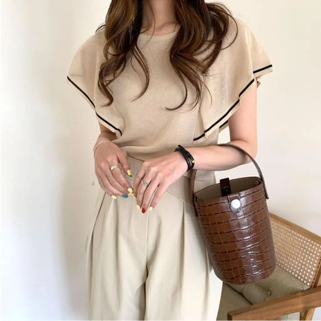

South Korea Dongdaemun Summer Crochet T-Shirt Color-Block Elegant Ruffle Sleeve round Neck Ice Silk Knit Women's Top
