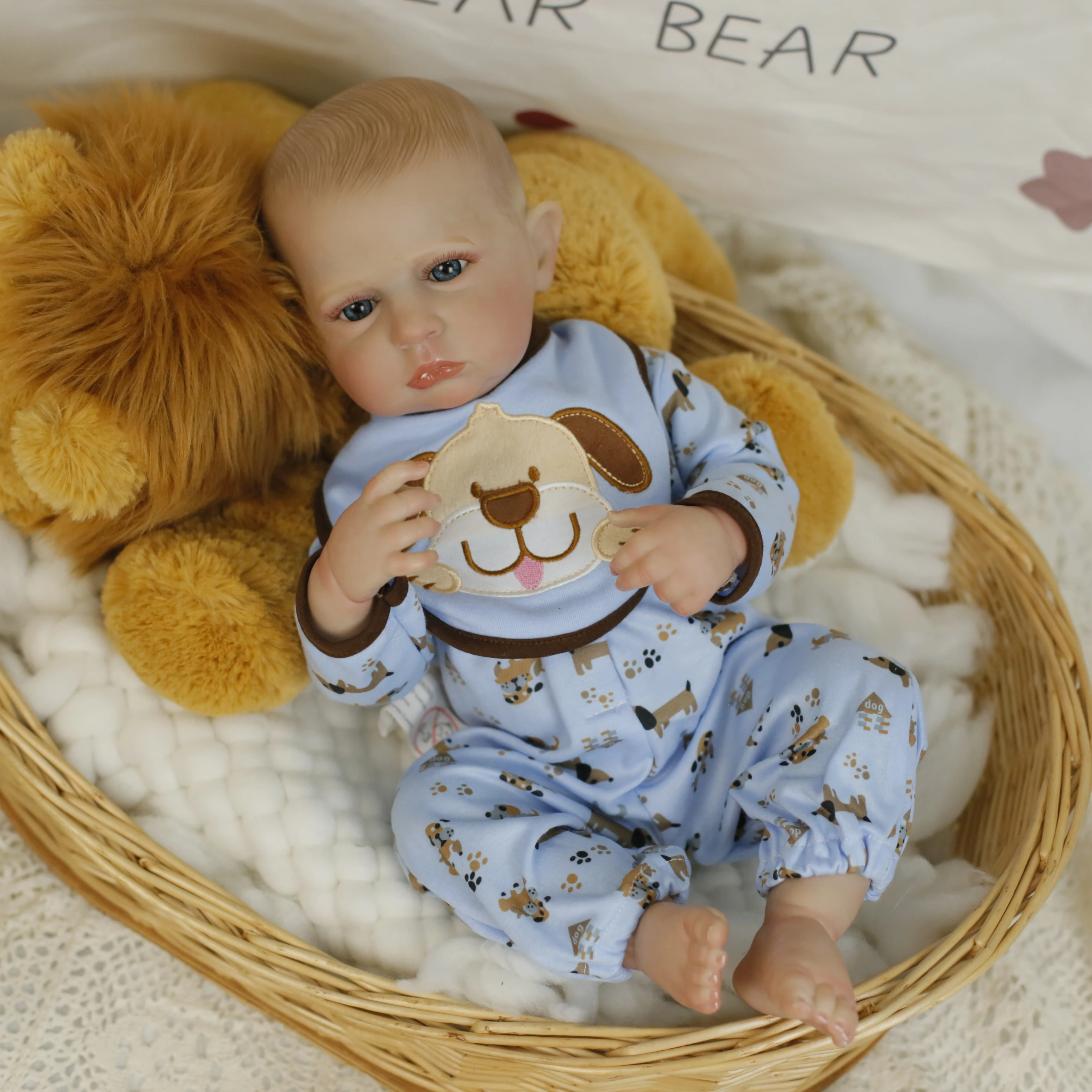Muñeca Reborn Cameron de 19 pu - Neutral Throw Blanket reseña y precio