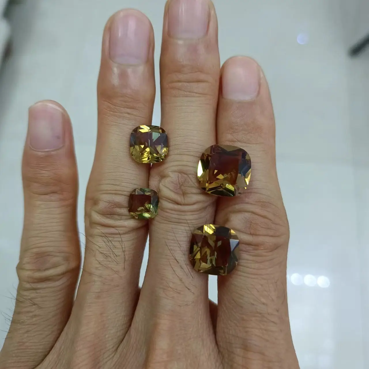 Turkey-stone diaspore color-changing stone Sudan stone ring face jewel square cushion zultanite