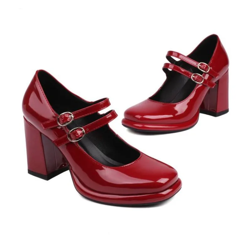 

Высокие каблуки для женщин. Толстый каблук. Супер высокий каблук. Модный тренд. Большой размер. Легкий, простой и элегантный.