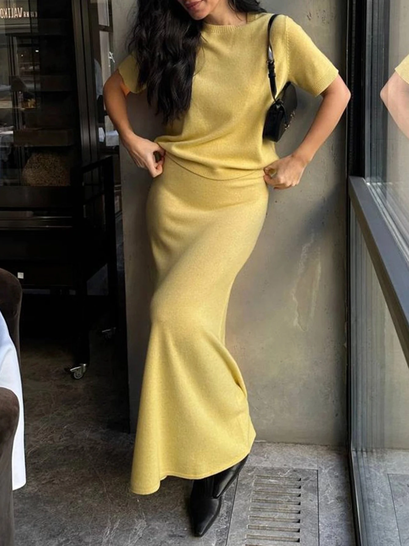 طقم خريفي أنيق للسيدات بأكمام قصيرة وياقة دائرية وتنورة عالية الخصر على شكل حرف A ملابس مكتب للسيدات بطول ماكسي