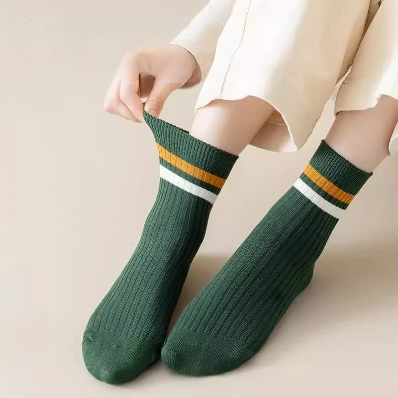 6 أزواج من الجوارب القطنية الرجالية القابلة للتنفس، جوارب مخططة عصرية طويلة نشطة للرجال مقاس 39-44 راحة عالية الجودة