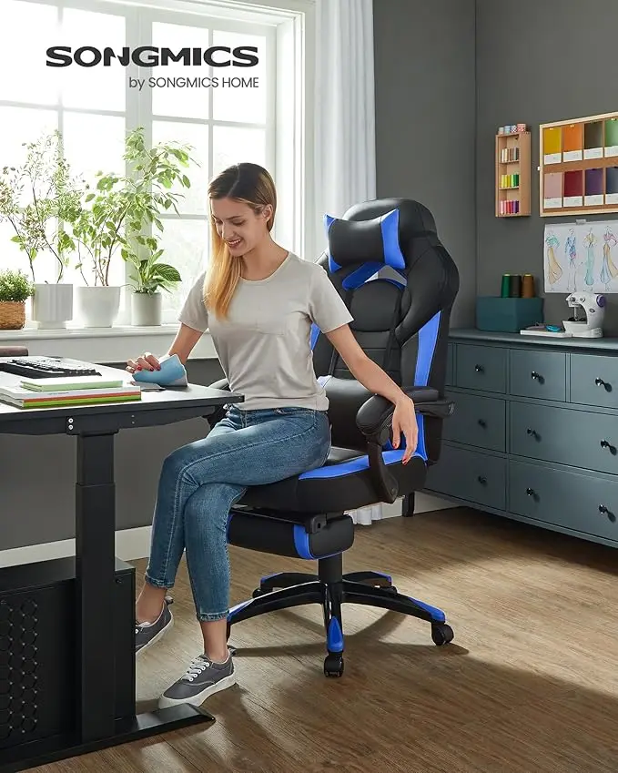 SONGMICS Gaming Chair, Office Racing Chair with Footrest, Ergonomic Design, Adjustable Headrest, Lumbar Support, 150 kg Load