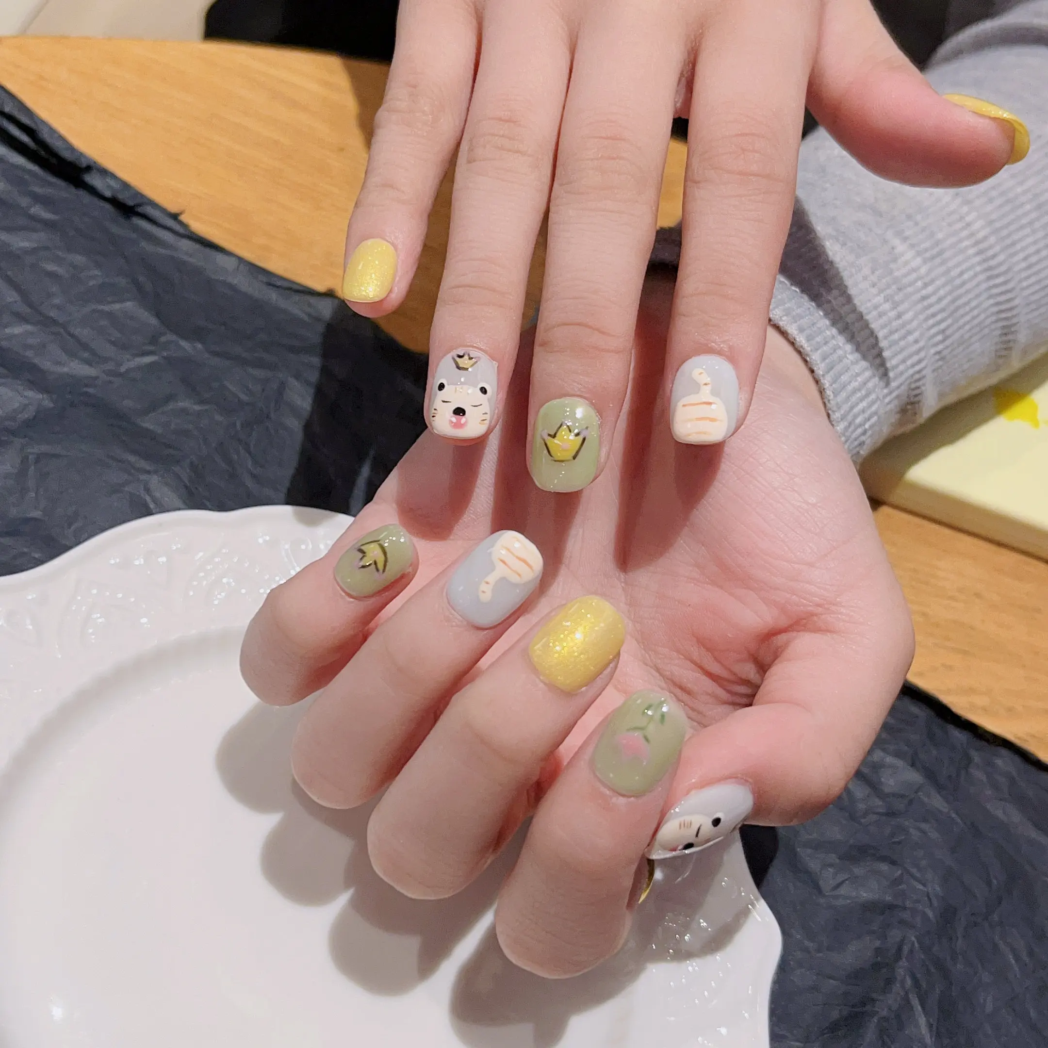 Emmabeauty Handmade Press On Nails,Chinese Zodiac Theme: Tiger,Short Square Shape,Courage Symbol Design,Brave and Cool