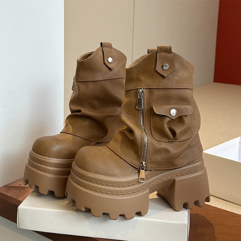 منصة عالية الكعب الأحذية النسائية مصمم أحذية من الجلد الشتاء البريدي تشيلسي أحذية بوت قصيرة 2025 الاتجاه دراجة نارية الأحذية امرأة مضخات #1