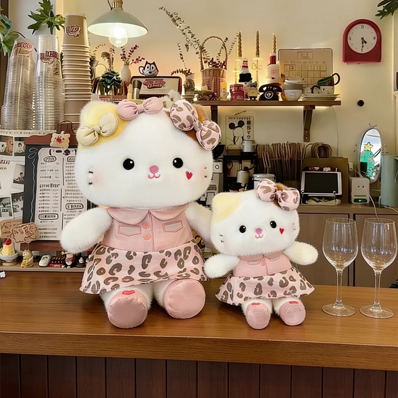 

Плюшевая игрушка Sanrio с милым леопардовым принтом, 25/60 см, мультяшная анимационная кукла Hello Kitty, подарок на день рождения для детей, украшение для комнаты