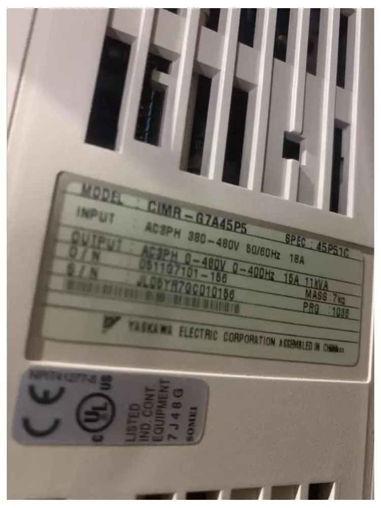 inverter bekas CIMR-G7A45P5 Tes lulus Pengiriman Cepat