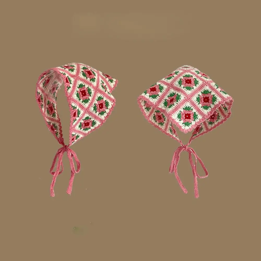 Süßes gestricktes Dreieck-Stirnband, gehäkelt, handgefertigt, Mädchen-Blumen-Kopftuch, hohl, französischer pastoraler Stil, Strandurlaub, Kopftuch