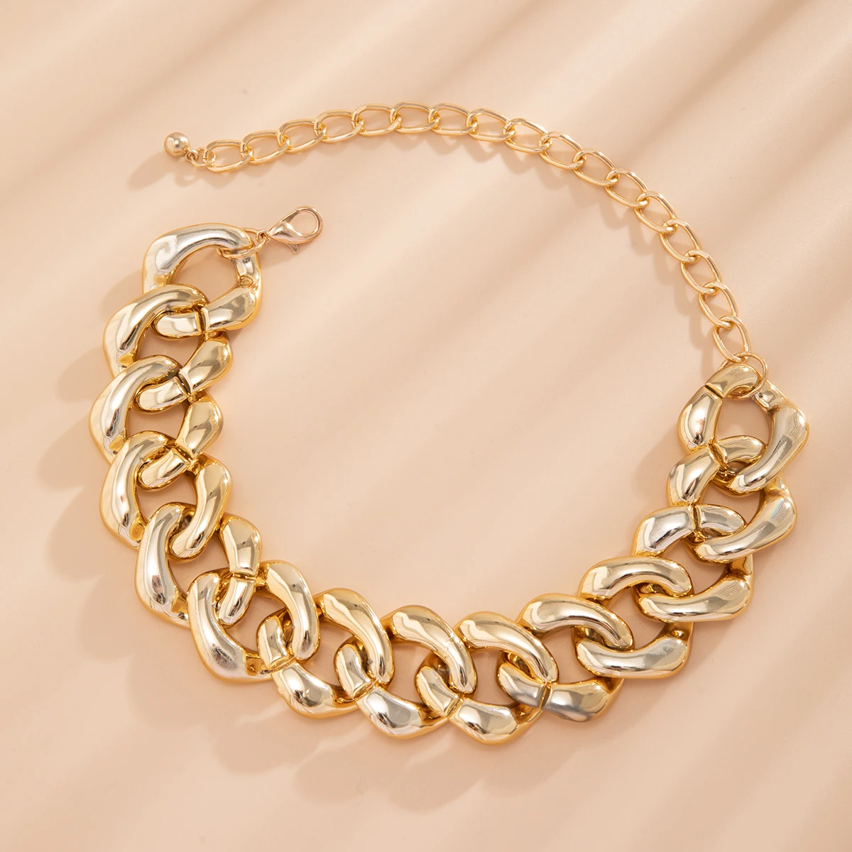 

Exaggerated Geometric CCB Chunky Chain Necklace for Women Creative Twisted Lock Thick Choker Grunge Steampunk Jewelry for Men