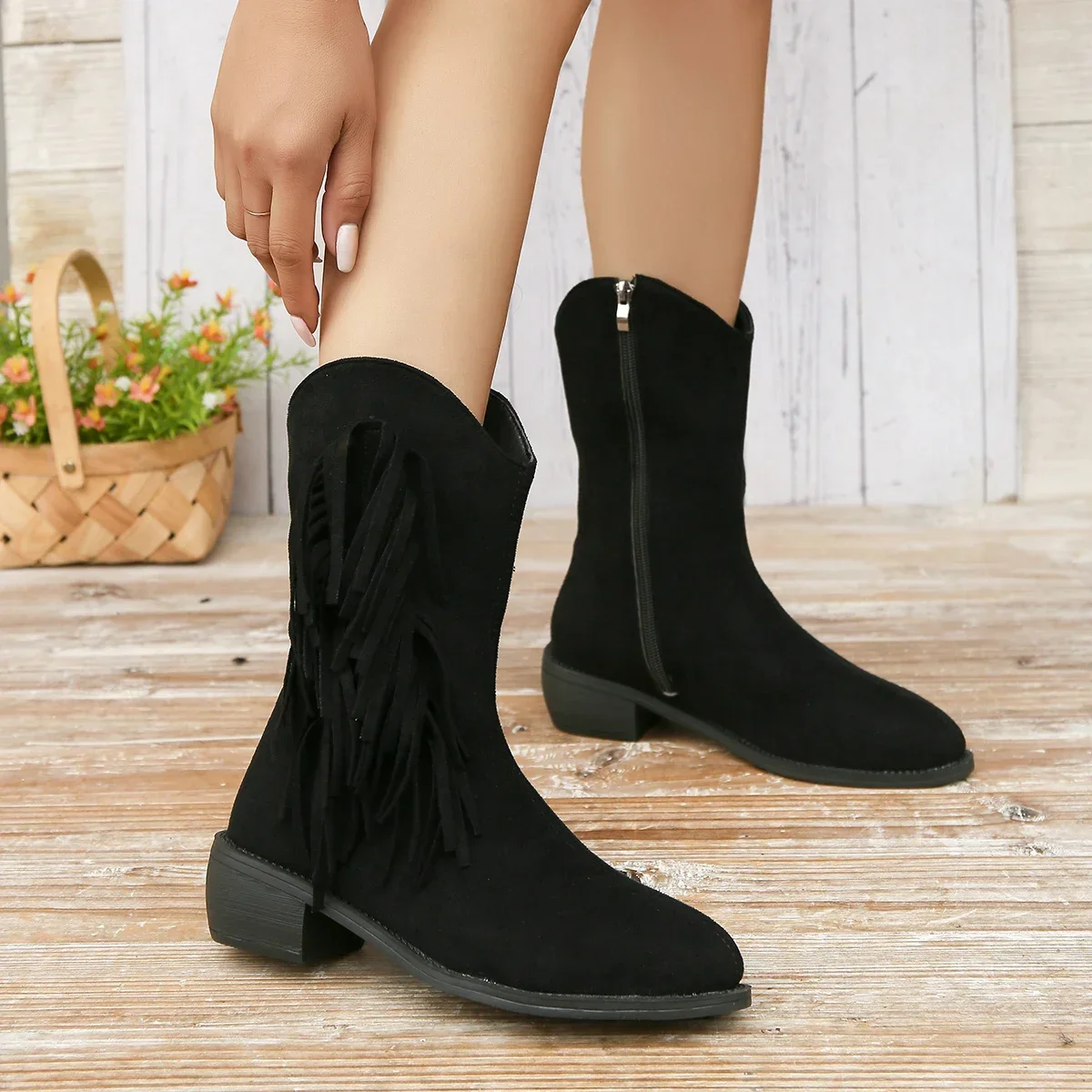 

2023 New Women Cowboy Boots Autumn Winter Designer Slip on Pointy Frosted Square Heels Platform Shoes Long Boots