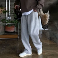 Pantalones deportivos americanos de peso pesado para hombres en el verano de 2025, nuevos pantalones largos informales de pierna ancha de pierna recta