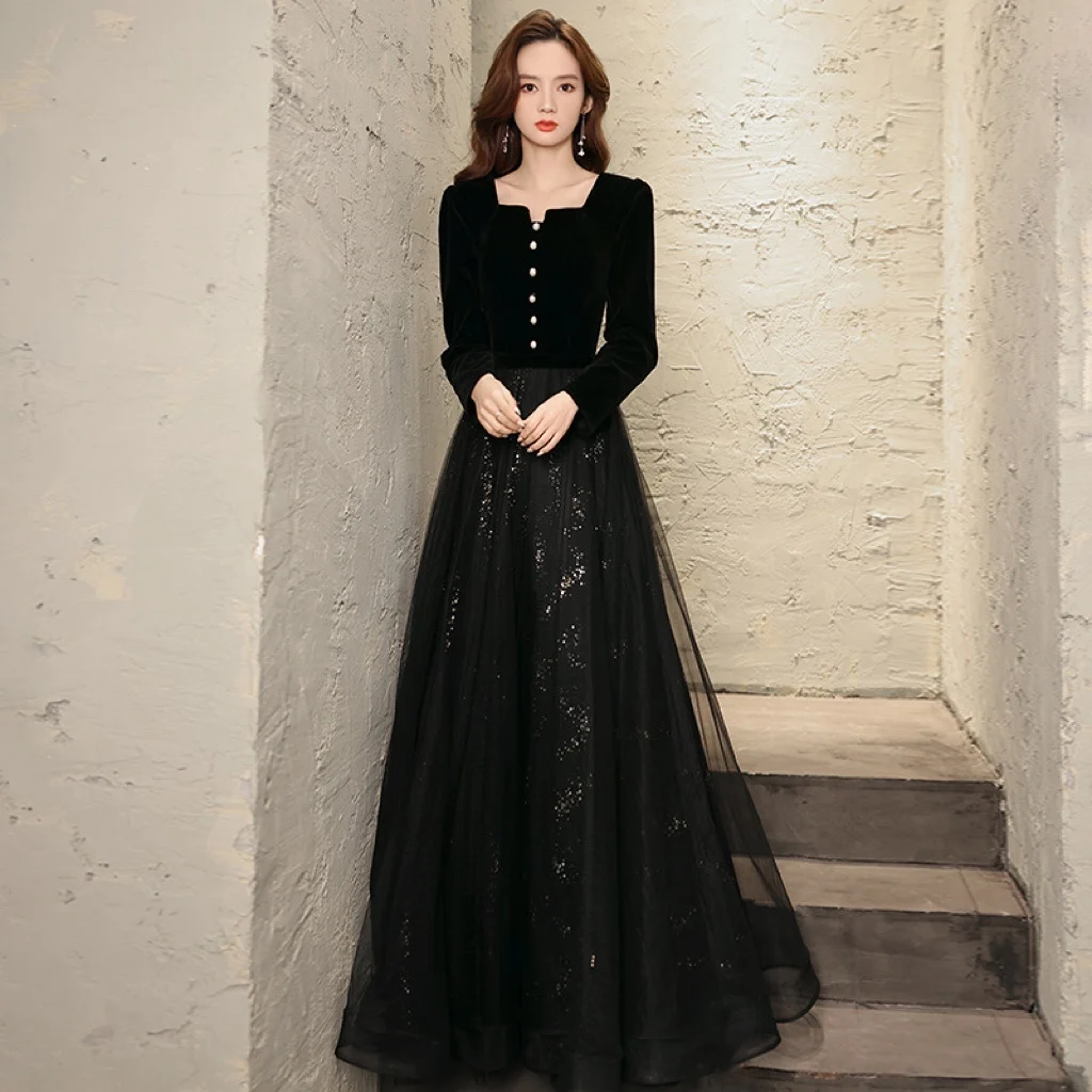 

Elegant Black Velvet Celebrity Dress A-Line Full Sleeves Pearl Button Square Collar Empire Sequins Tulle Women Formal Party Gown