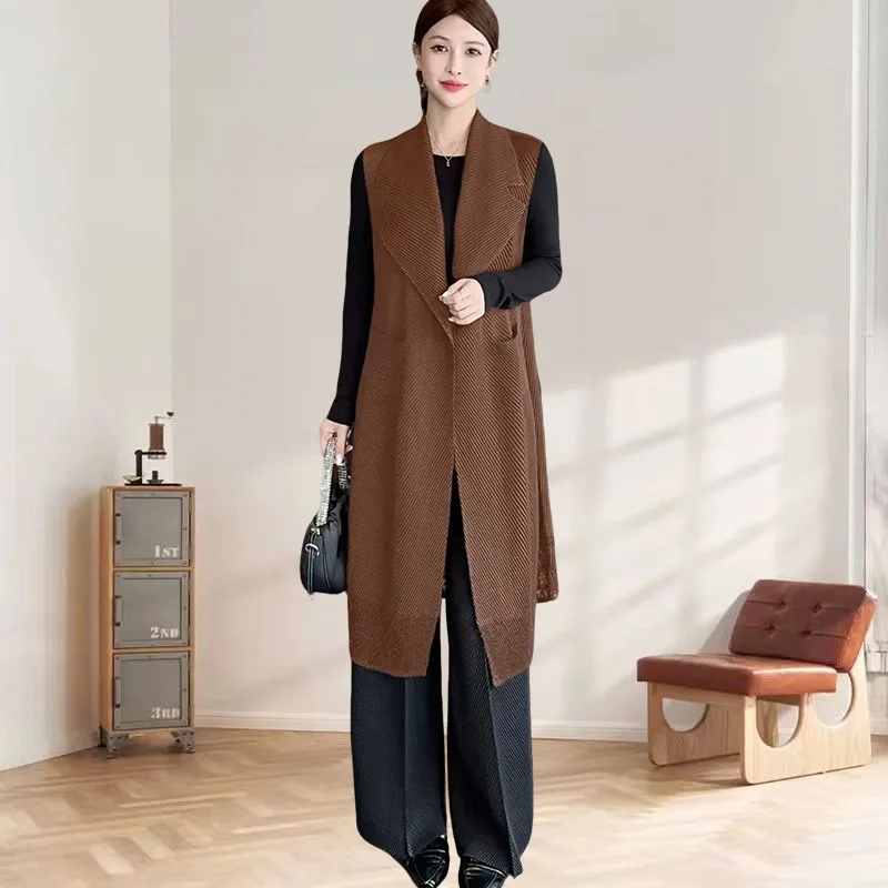 

Miyake Pleated Trench Coat Mid-length Fish Scale Pleated Vest 2025 Fall Lapel Commuter Models Loose Plus Size Cardigan Jacket