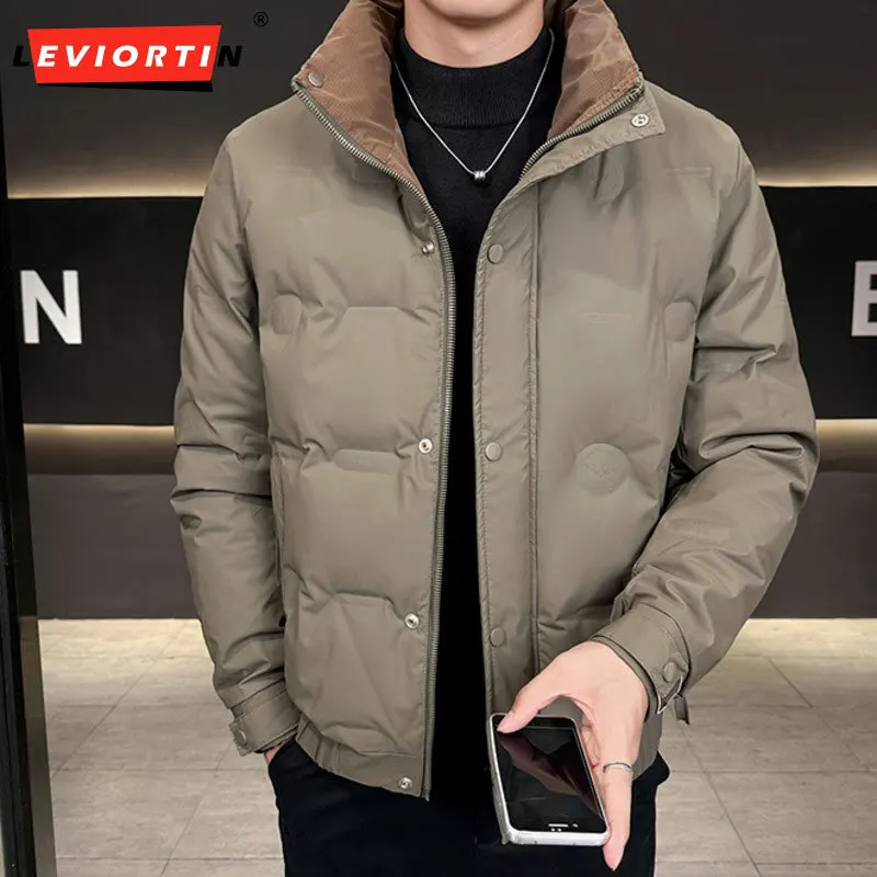 

2025 новая зимняя модная трендовая куртка контрастного цвета с воротником-стойкой для мужчин и молодежи, свободный и теплый универсальный пуховик