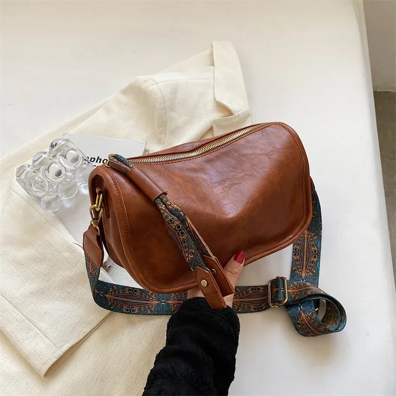 Vintage Leather Shoulder Bags For Women Luxury PIllow Bag Fashion Style Crossbody Handbag Spring New Messenger Bag Totes