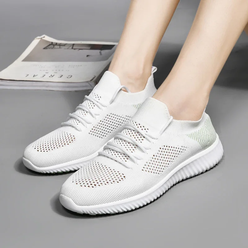 New Summer Women's Hollow-out Breathable Golf Shoes Outdoor Fitness Shoes Beginner Girls Fashion Lightweight Golf Shoes