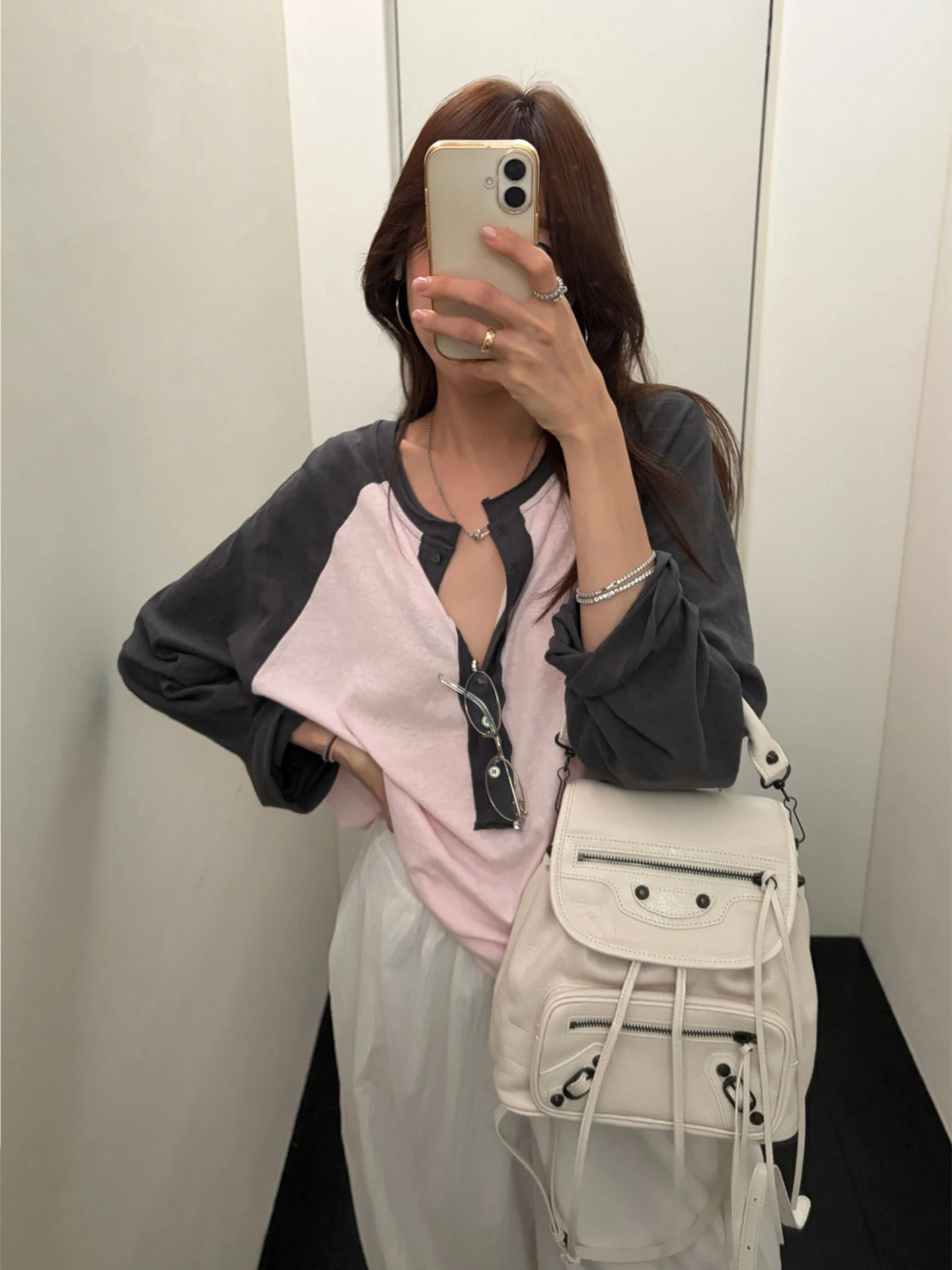 Chic Autumnal Loose Fit Long Sleeve Color Block Casual T-Shirt Women's Base Shirt Top Fashionable Contrast Design Cotton Poly...