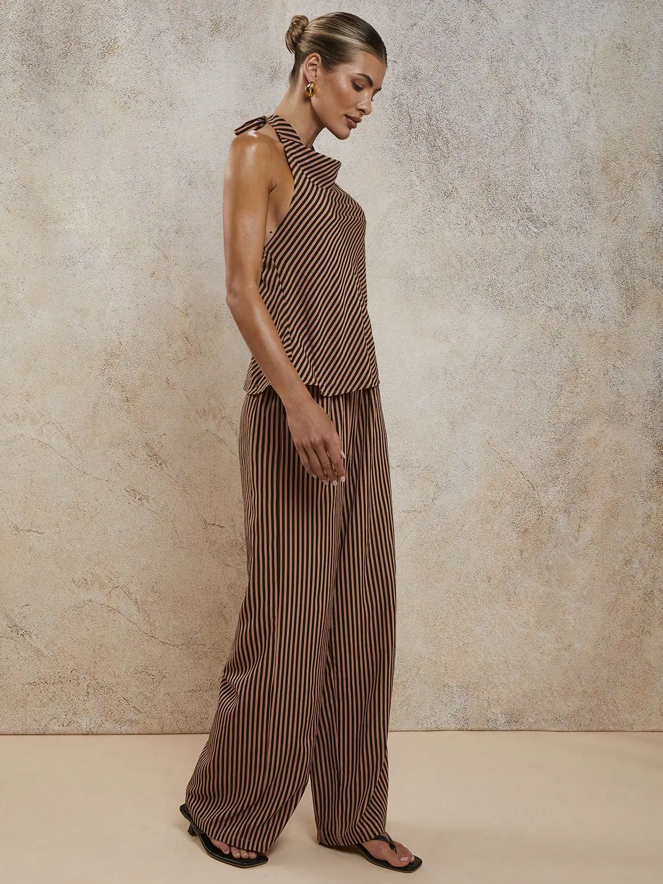 

Элегантный полосатый комплект из двух предметов с бретелями на шее для женщин, весна-лето