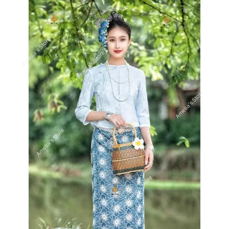 

Traditional Dai Ethnic Women's Clothing Set Spring Summer Daily Casual Wear Work Attire Tops Skirt Thailand