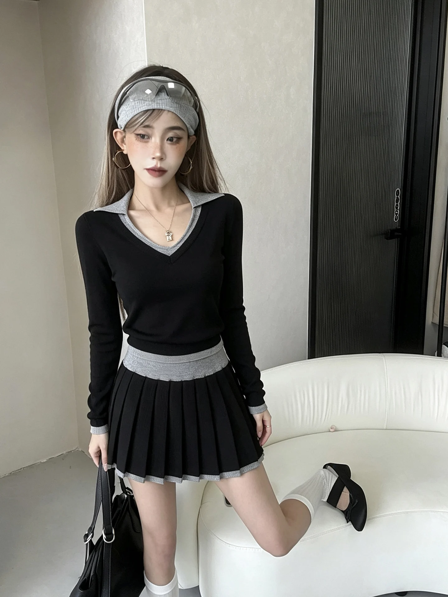 MianCun High-End  Neck Knitted Sweater Women's Pleated Short Skirt Set Color Block Fake Two-Piece Layering College Style ...